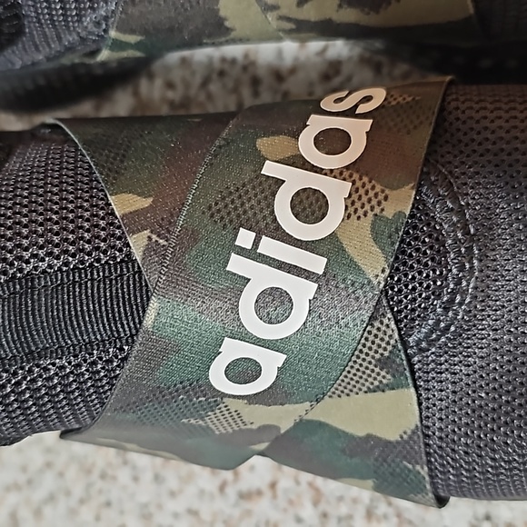 Adidas Cloudfoam - Picture 2 of 6